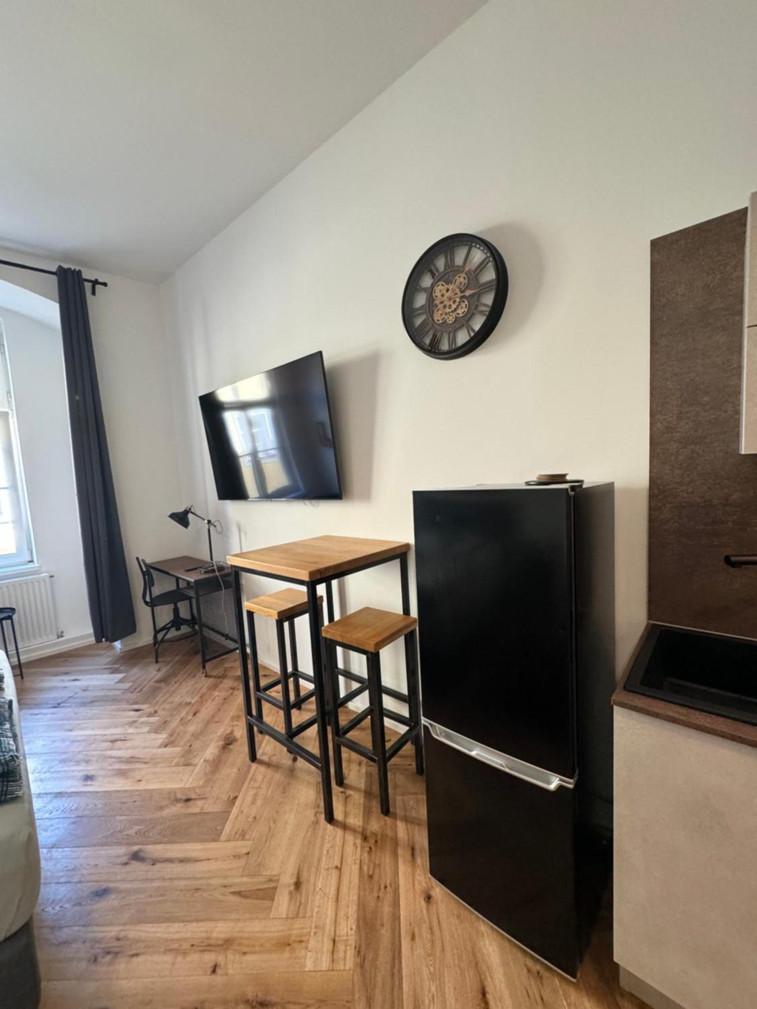 Industrial Apartment Schlossberg Linz Extérieur photo