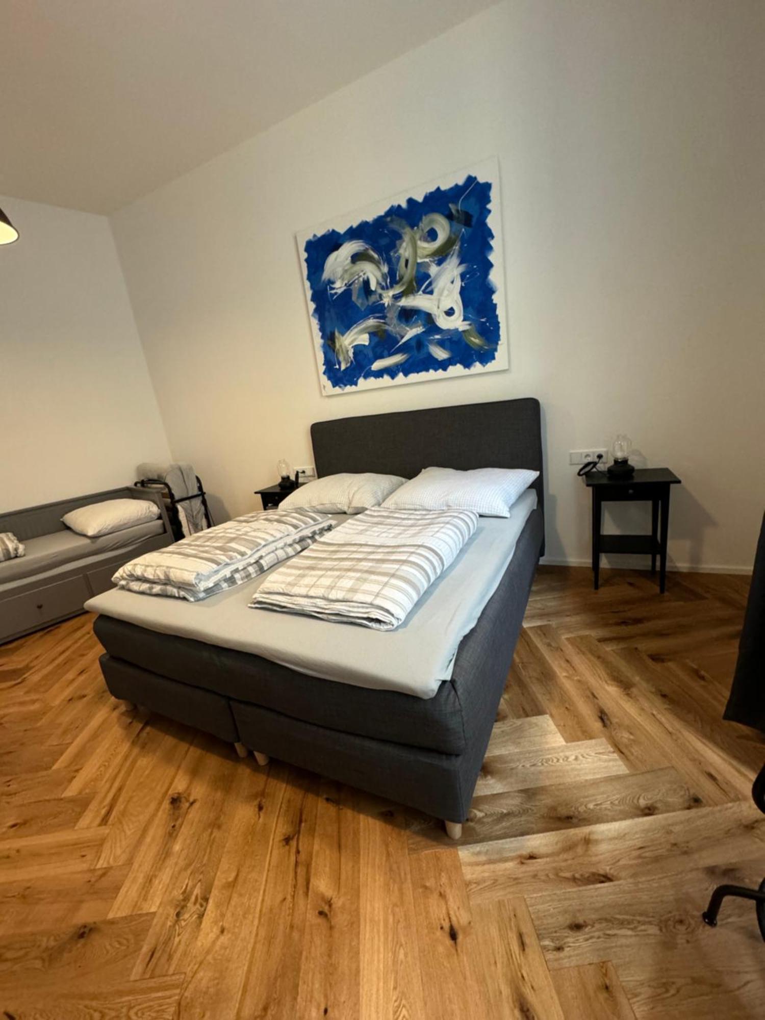 Industrial Apartment Schlossberg Linz Extérieur photo